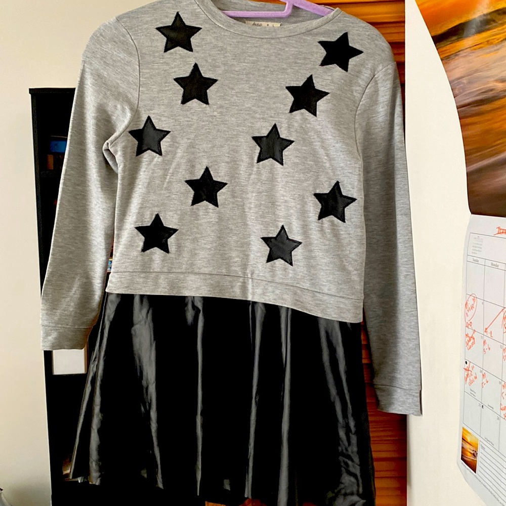 Cute dress. Hardly worn.